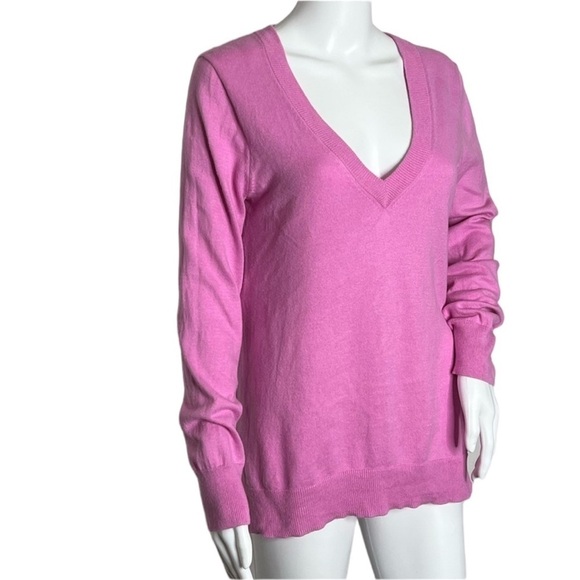 J.Crew Women’s V-neck Sweater - Picture 3 of 8